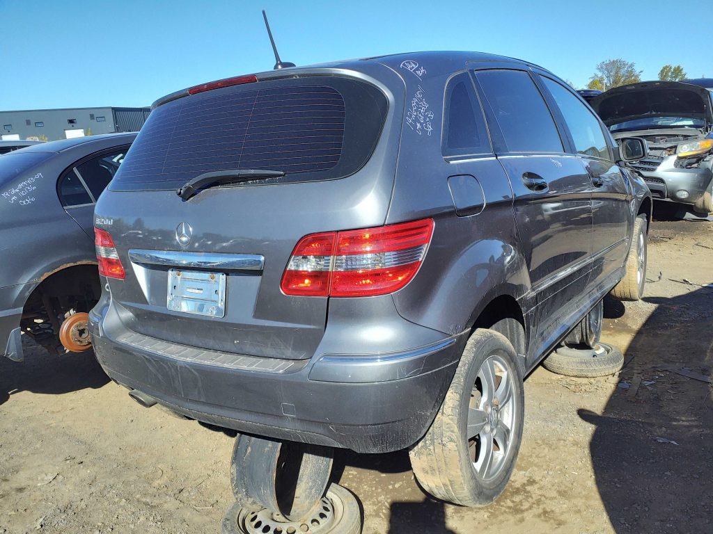 MERCEDES-BENZ B-CLASS 2011