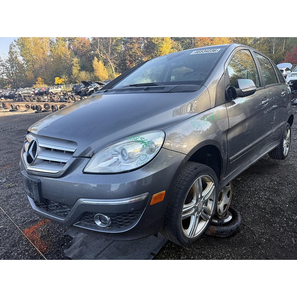 MERCEDES-BENZ B-CLASS 2011