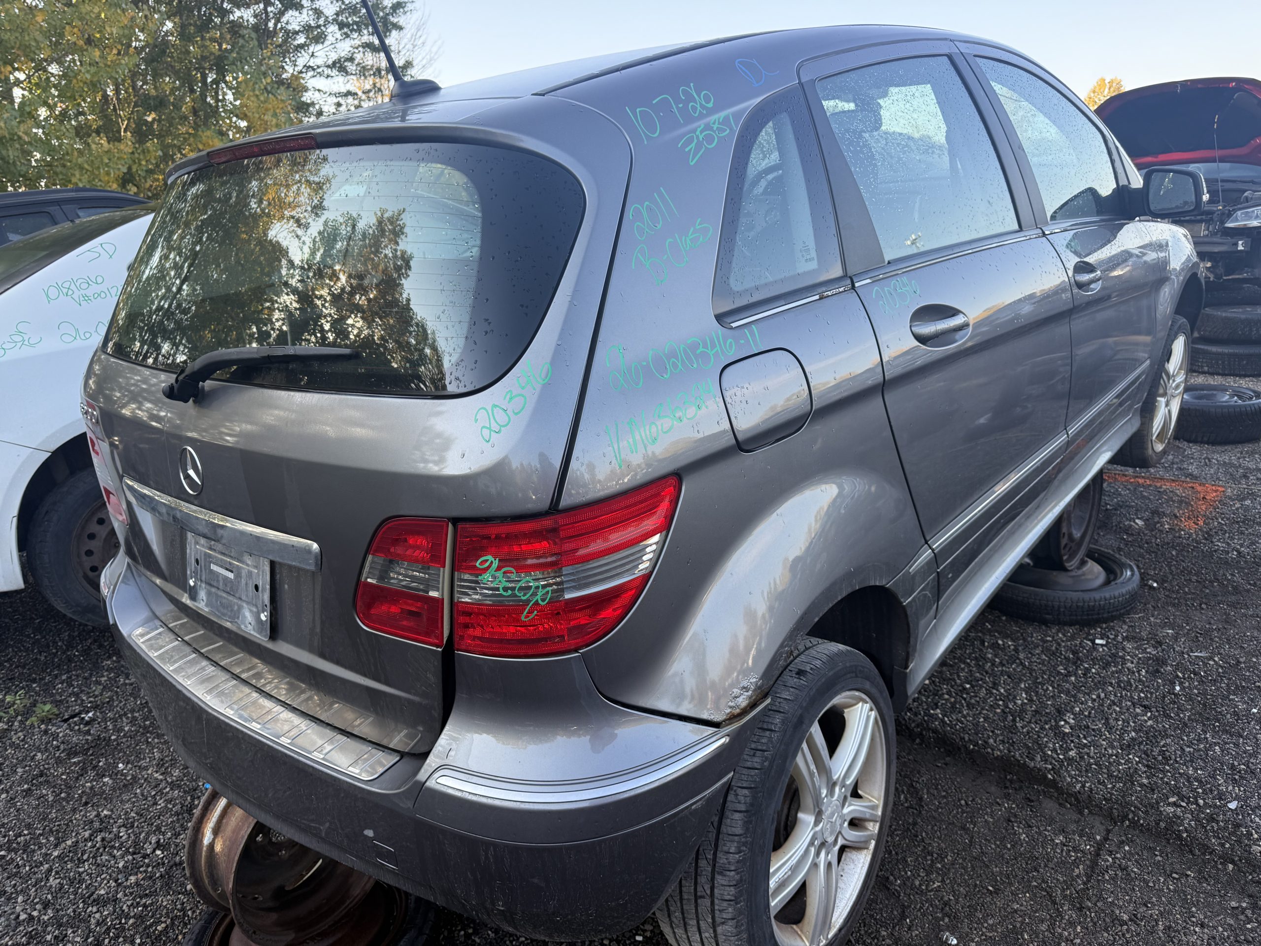 MERCEDES-BENZ B-CLASS 2011