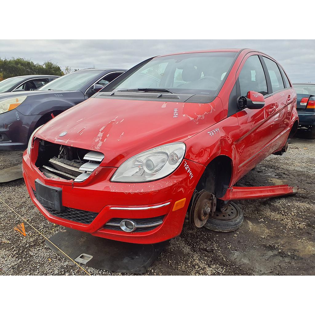 MERCEDES-BENZ B-CLASS 2011