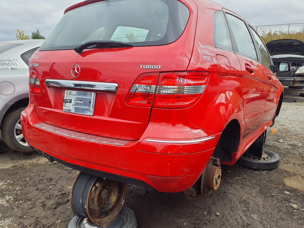 MERCEDES-BENZ B-CLASS 2011