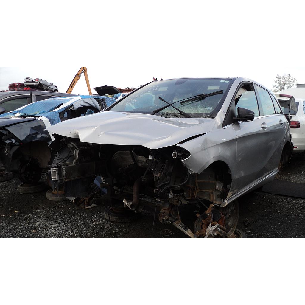 MERCEDES-BENZ B-CLASS 2014