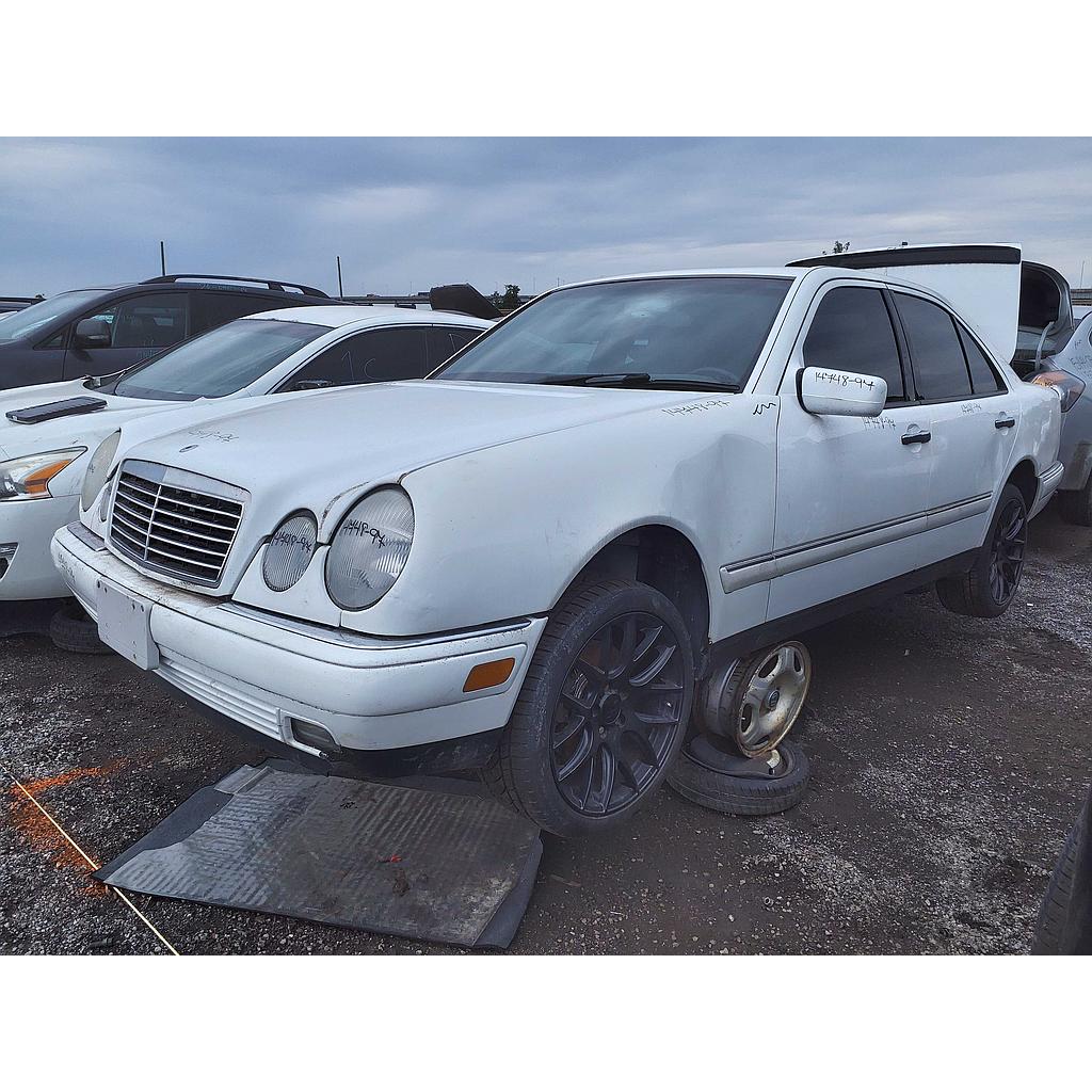 MERCEDES-BENZ E-CLASS 1997