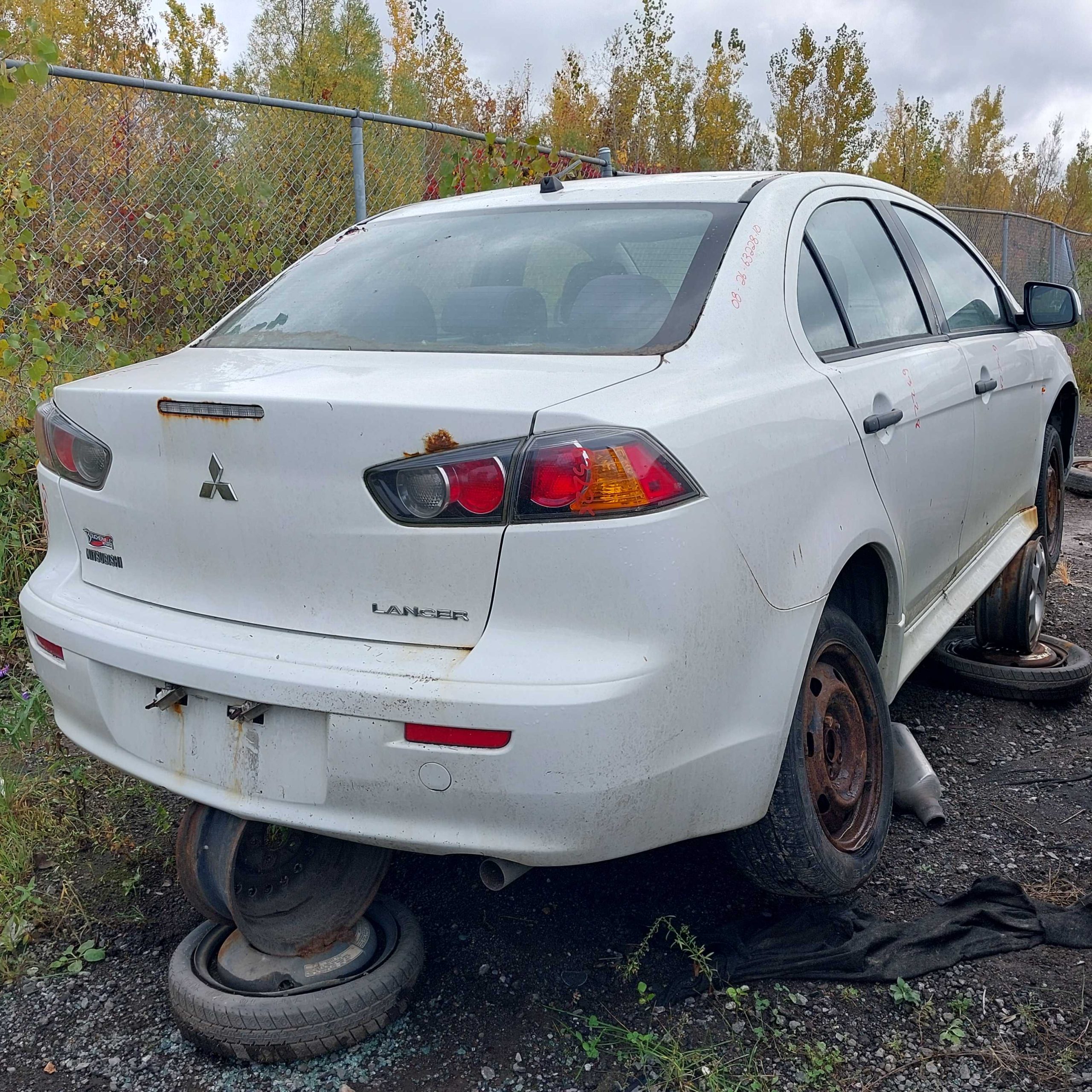 MITSUBISHI LANCER 2010
