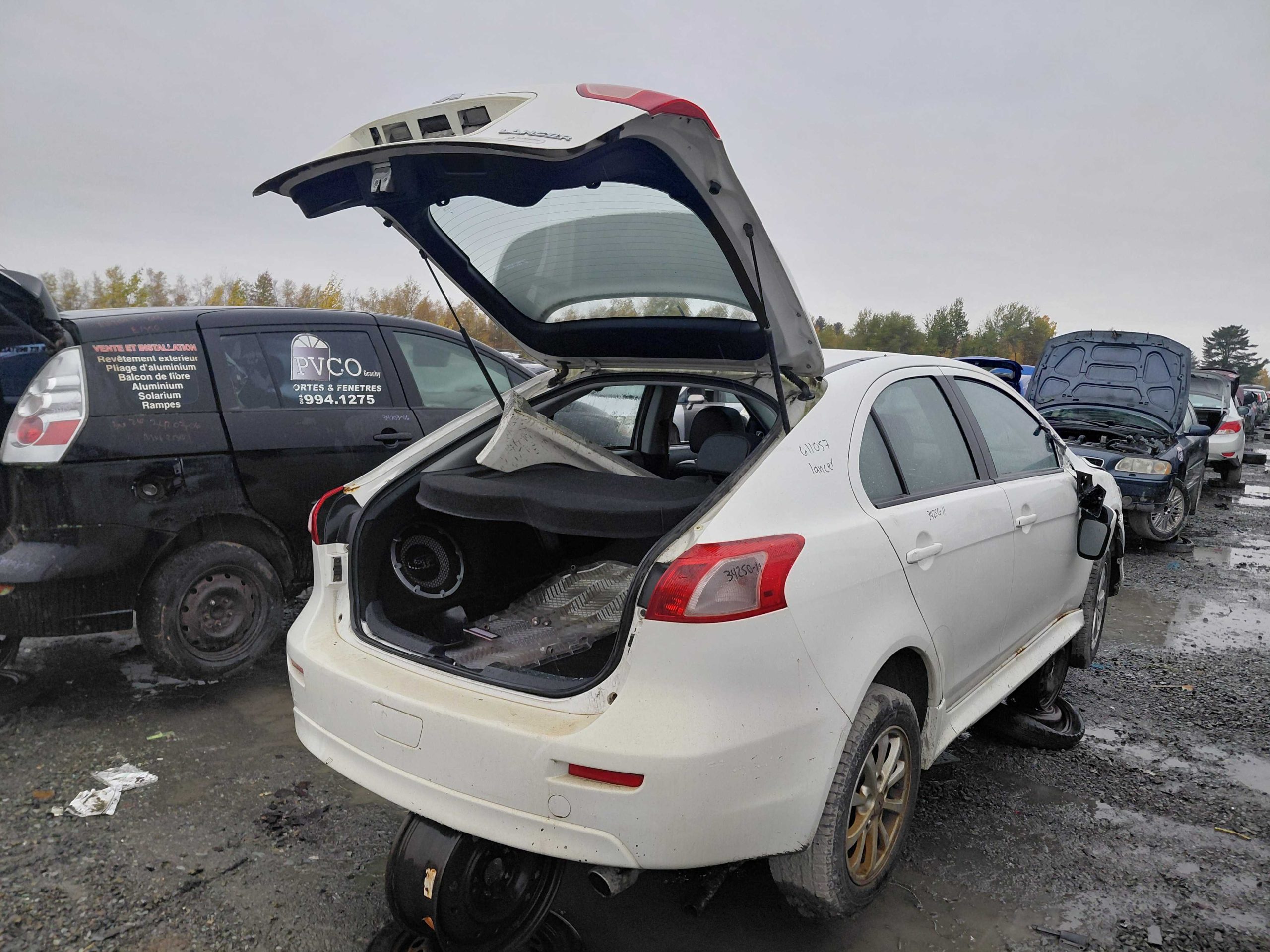 MITSUBISHI LANCER 2011