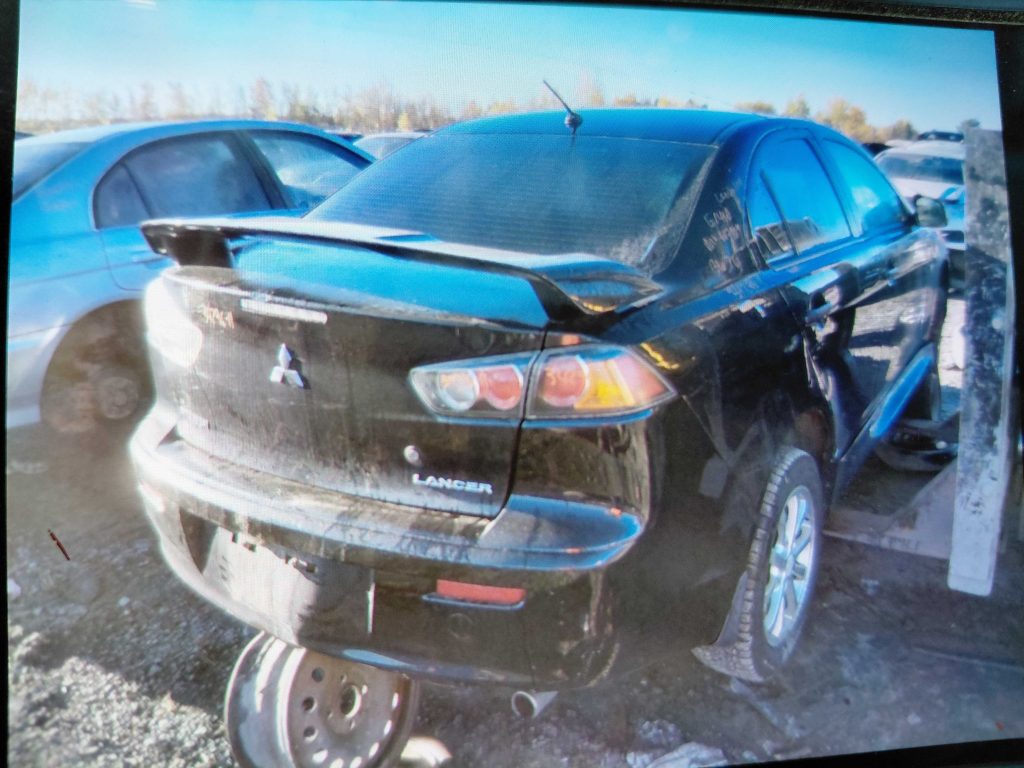 MITSUBISHI LANCER 2011