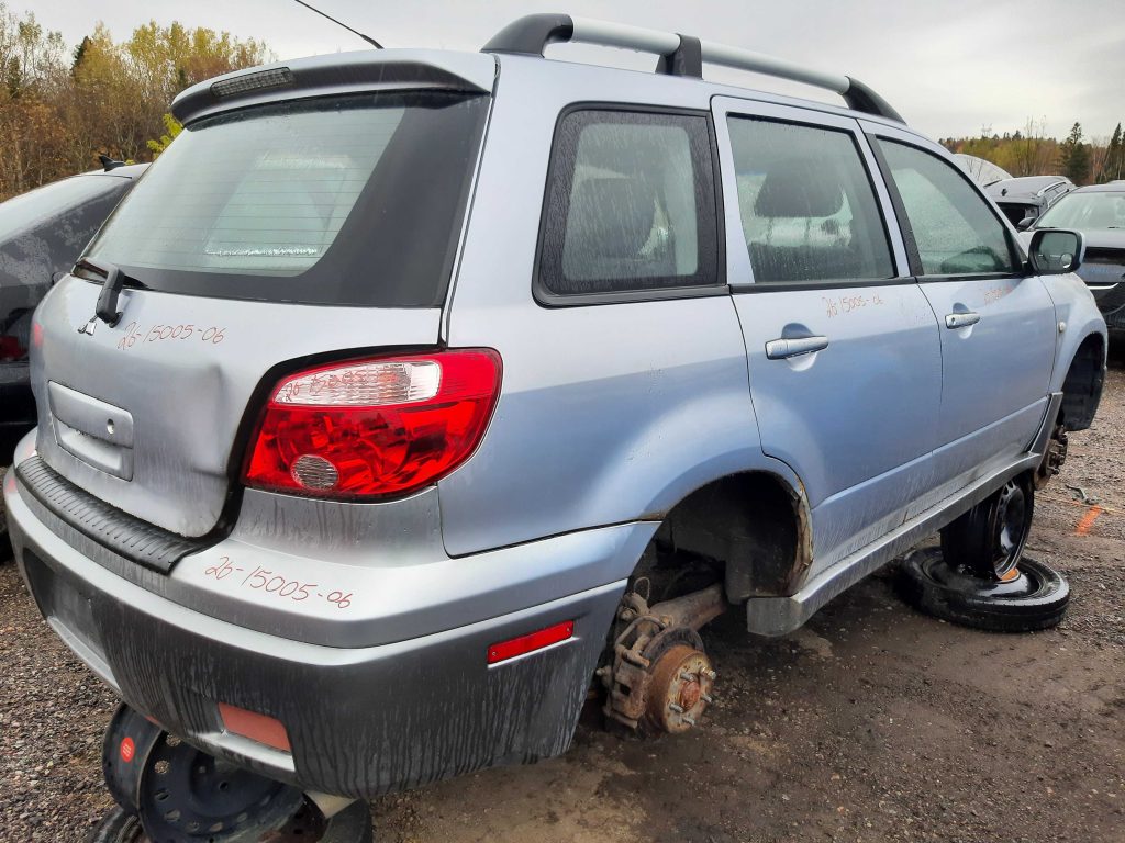 MITSUBISHI OUTLANDER 2006
