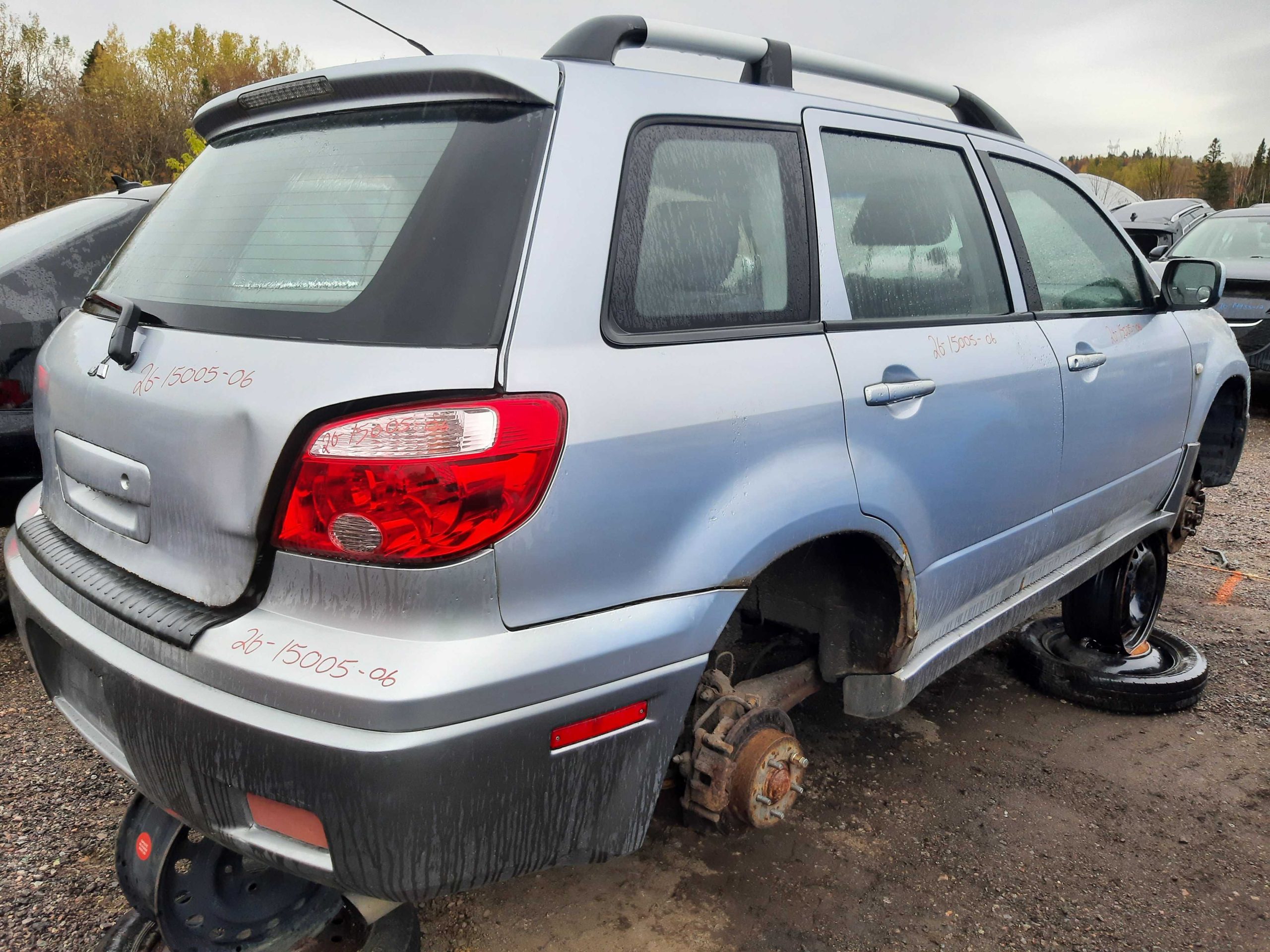 MITSUBISHI OUTLANDER 2006