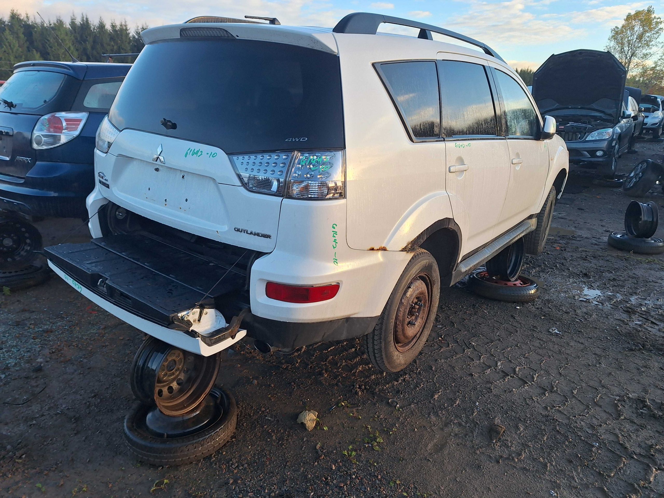 MITSUBISHI OUTLANDER 2010