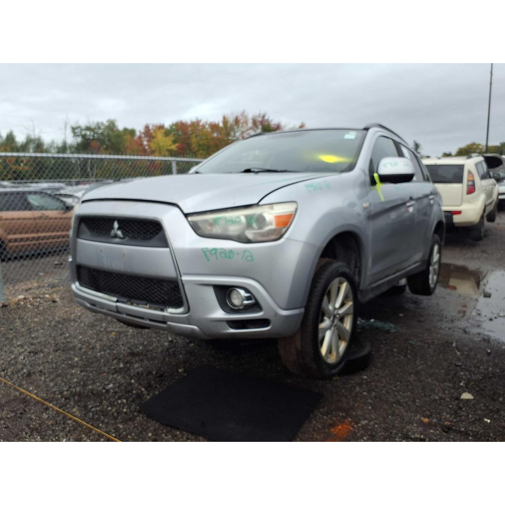 MITSUBISHI RVR 2012