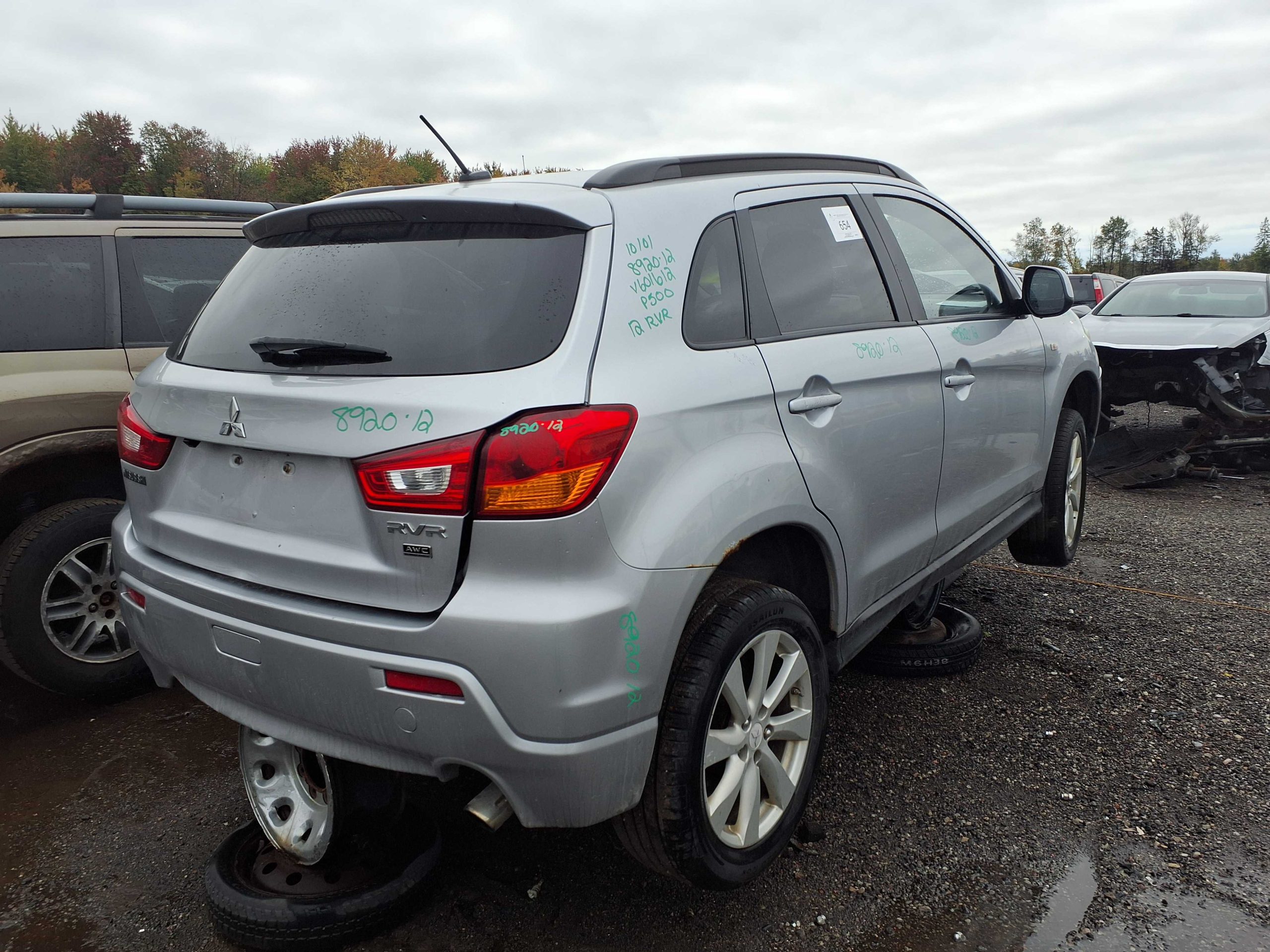 MITSUBISHI RVR 2012