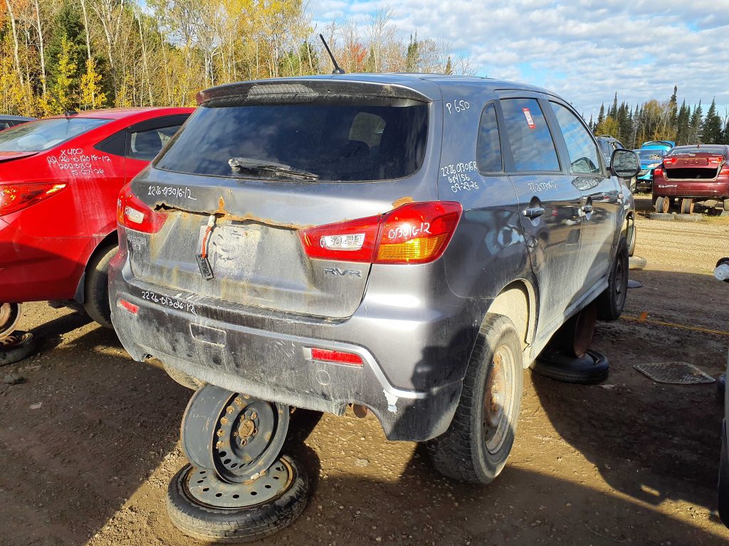 MITSUBISHI RVR 2012