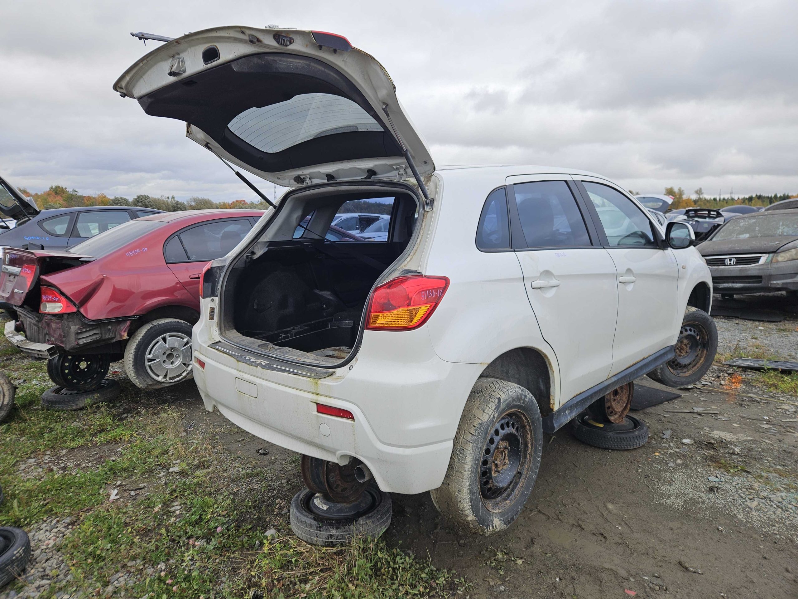 MITSUBISHI RVR 2012