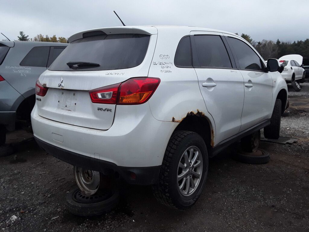 MITSUBISHI RVR 2014