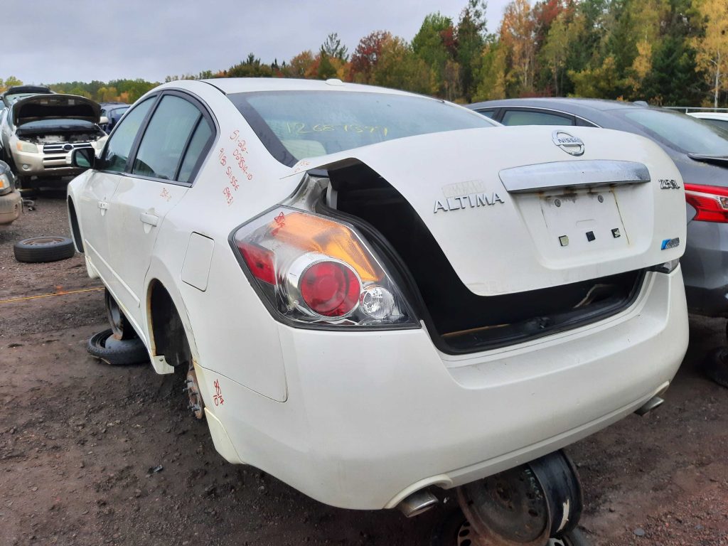 NISSAN ALTIMA 2010