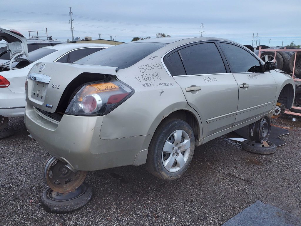 NISSAN ALTIMA 2010