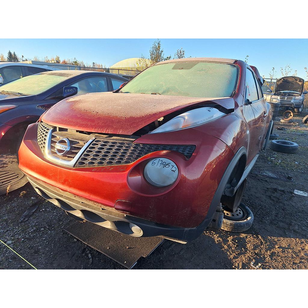 NISSAN JUKE 2012