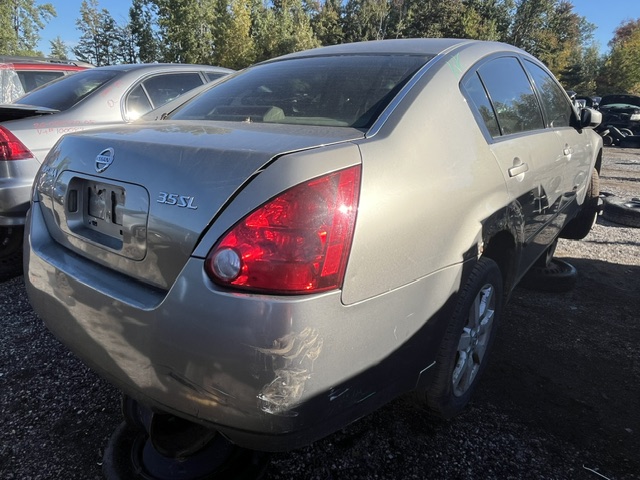 NISSAN MAXIMA 2006