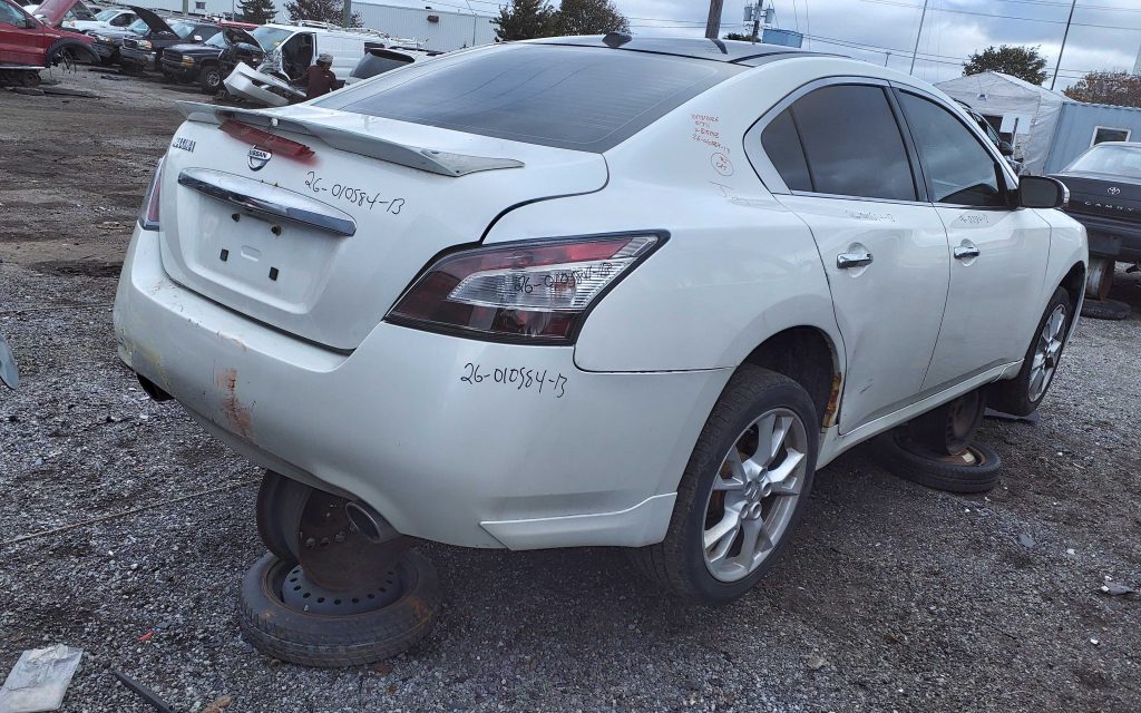 NISSAN MAXIMA 2013