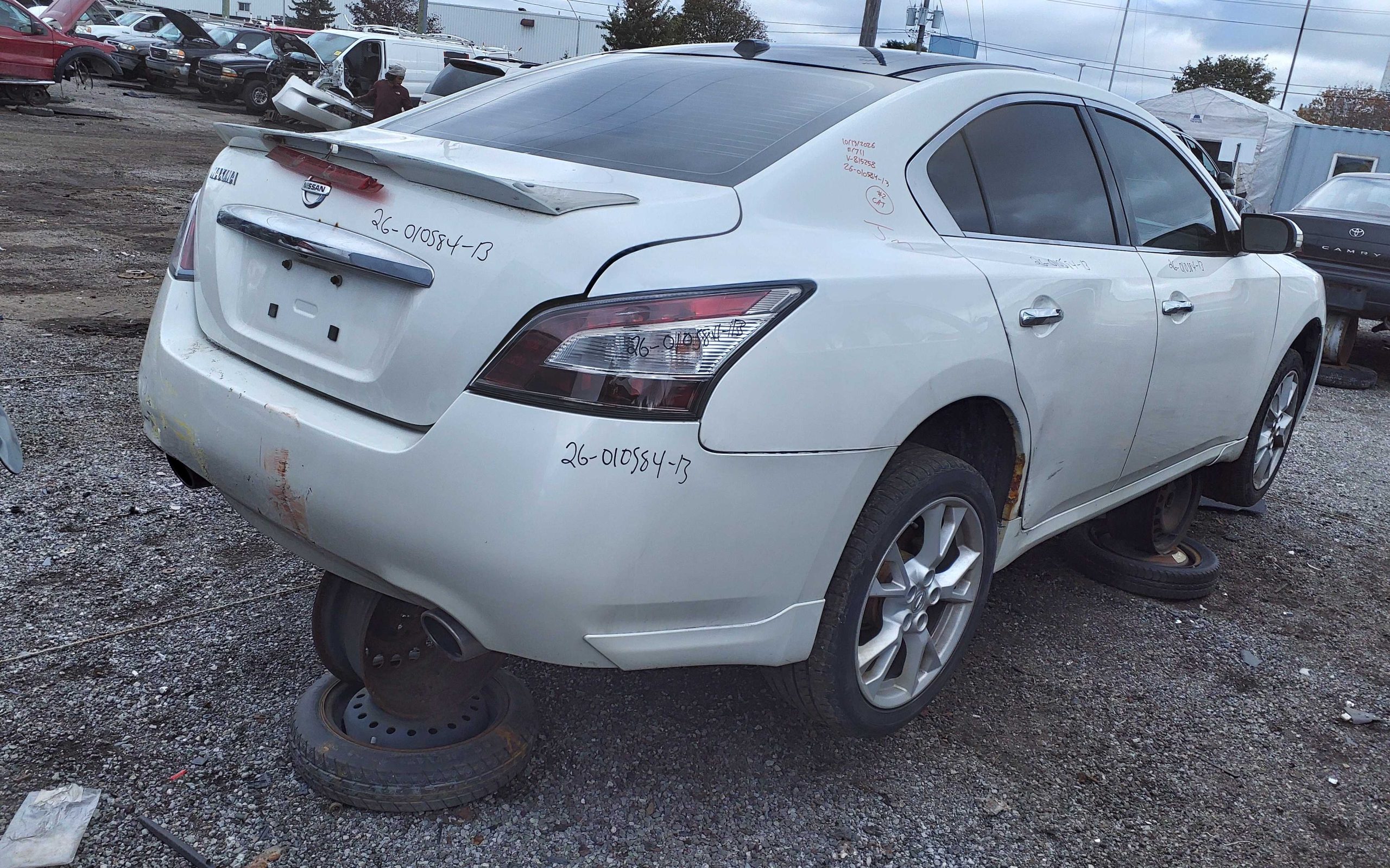 NISSAN MAXIMA 2013