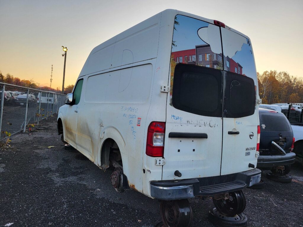 NISSAN NV 2012