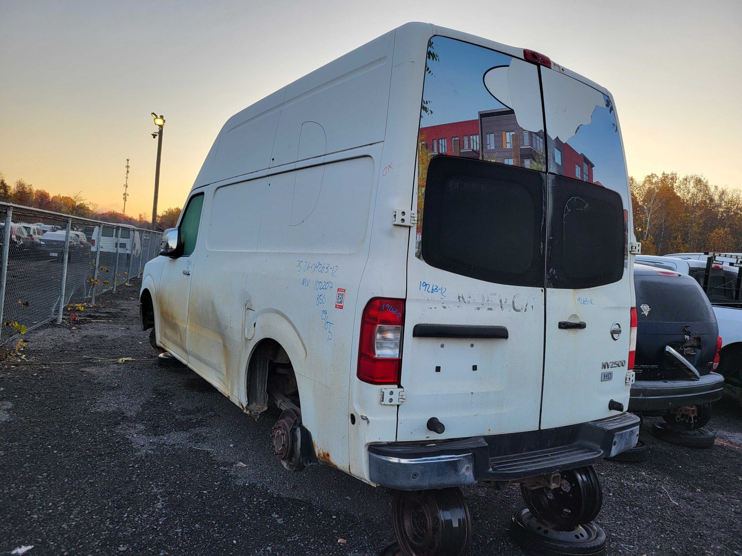 NISSAN NV 2012