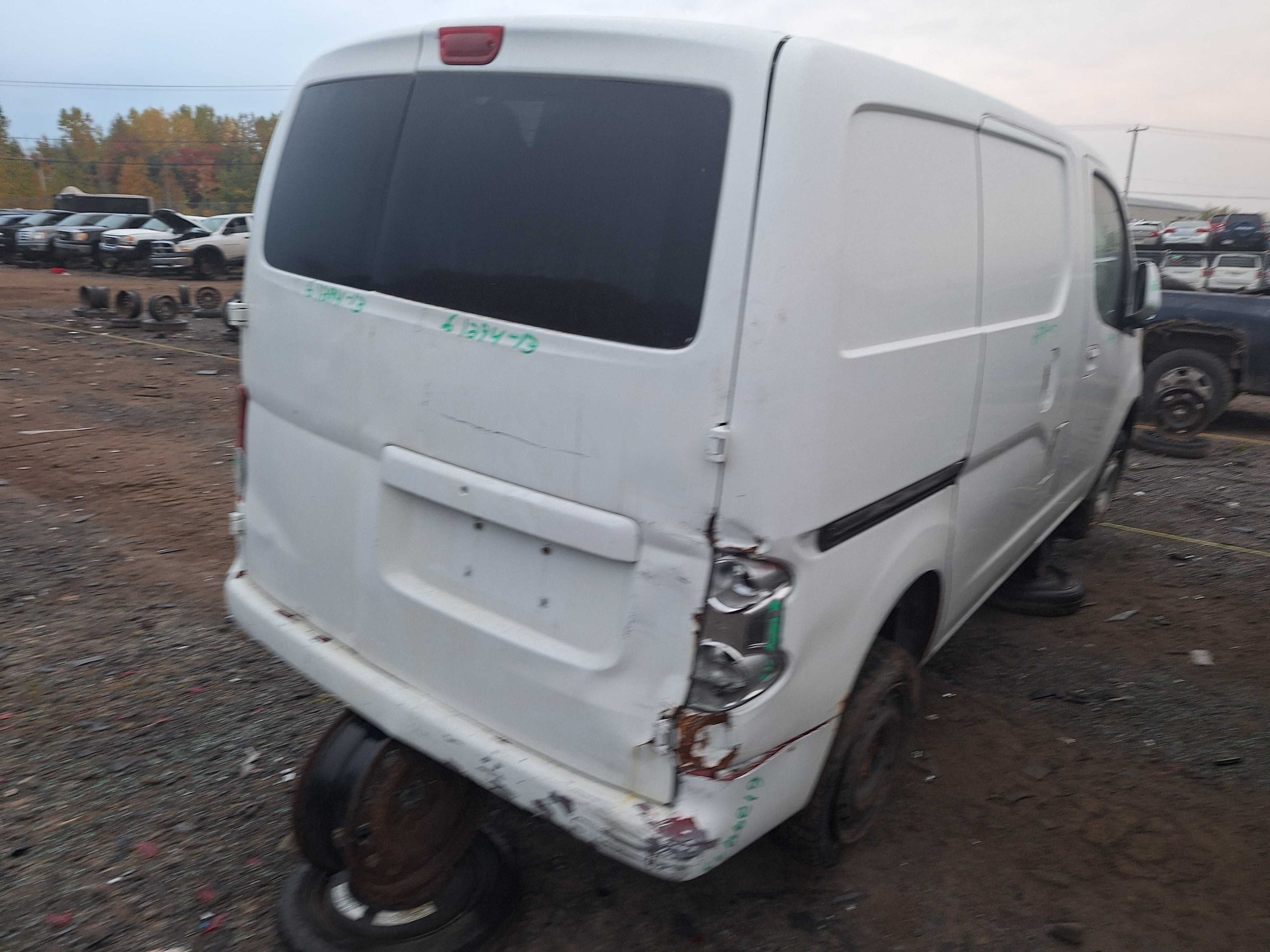 NISSAN NV 2013