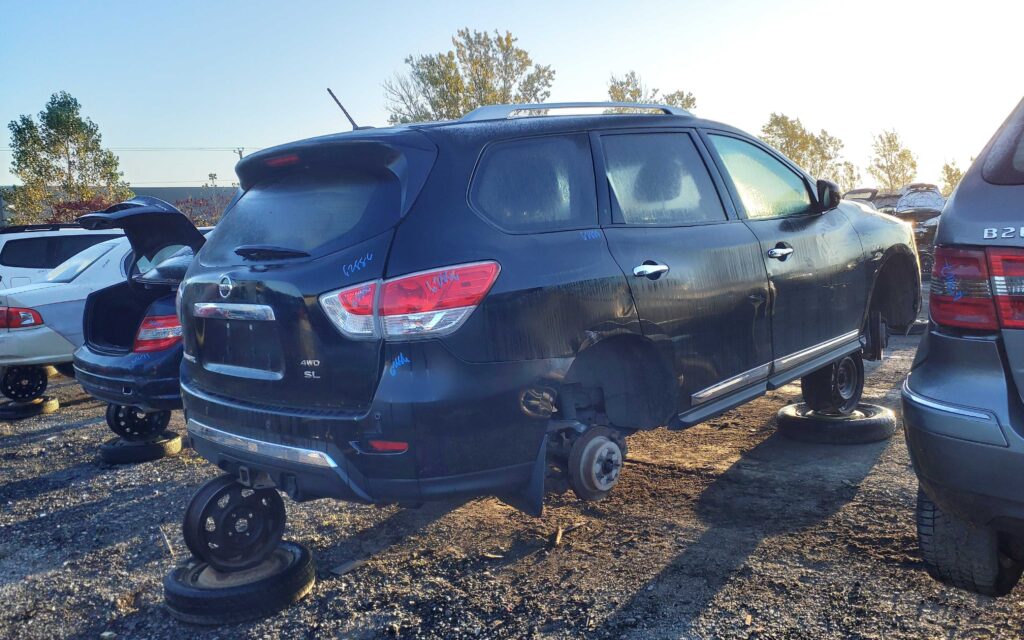 NISSAN PATHFINDER 2014