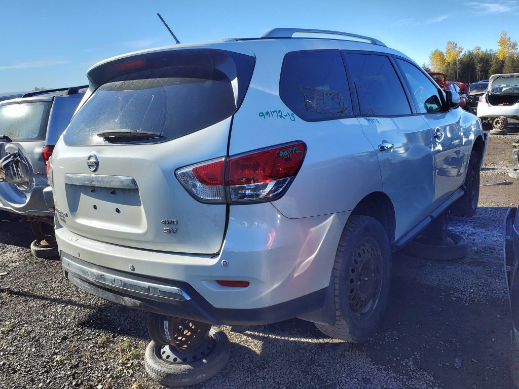NISSAN PATHFINDER 2015