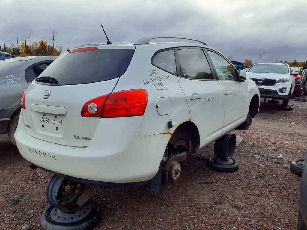 NISSAN ROGUE 2009