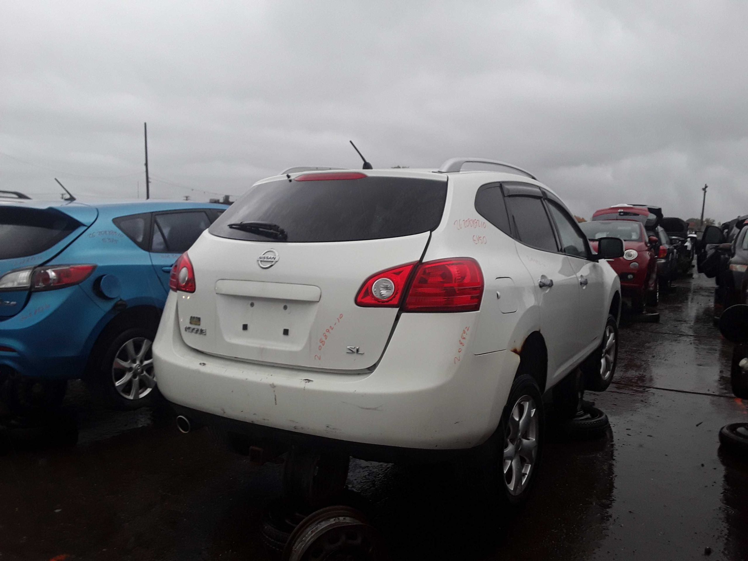 NISSAN ROGUE 2010
