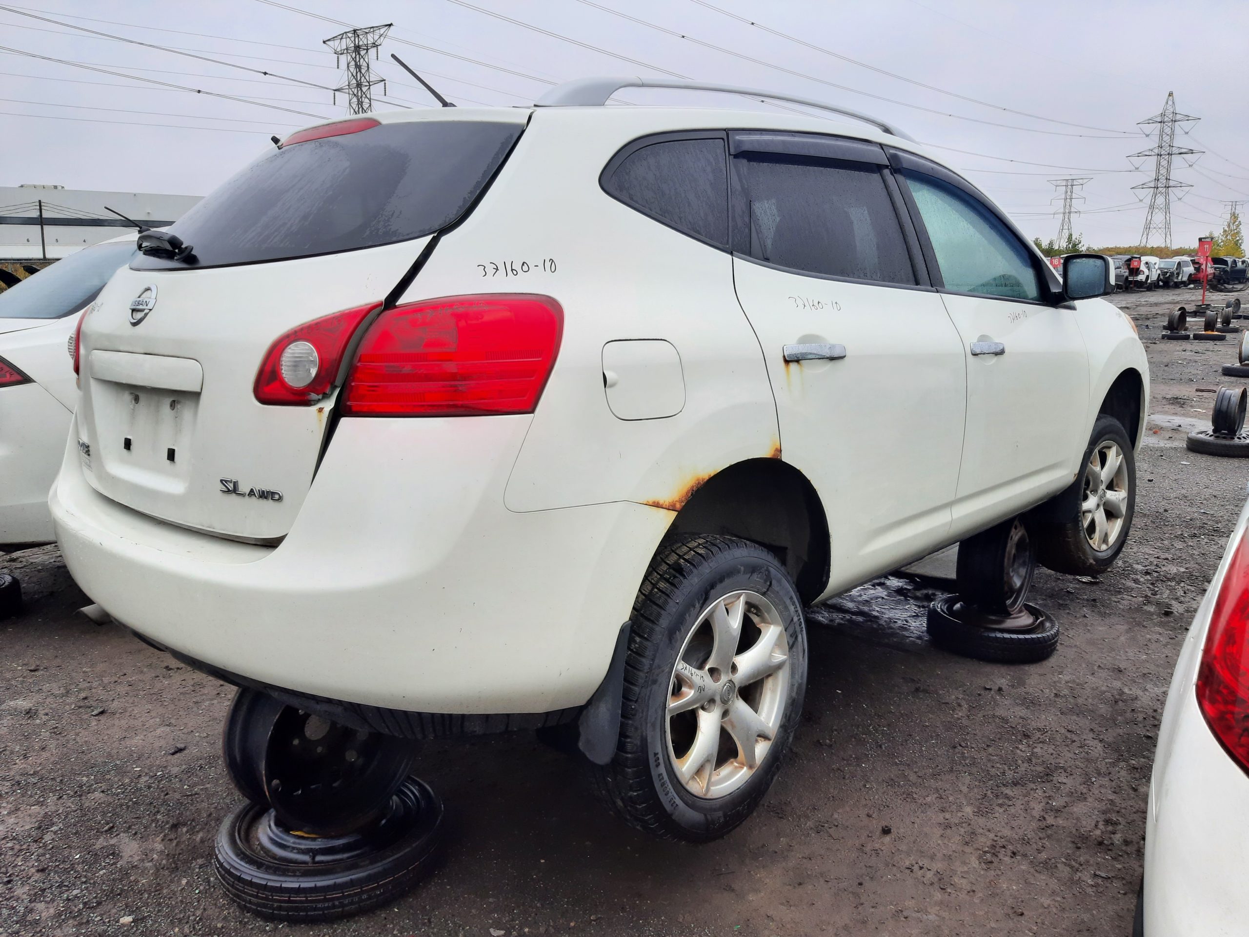 NISSAN ROGUE 2010