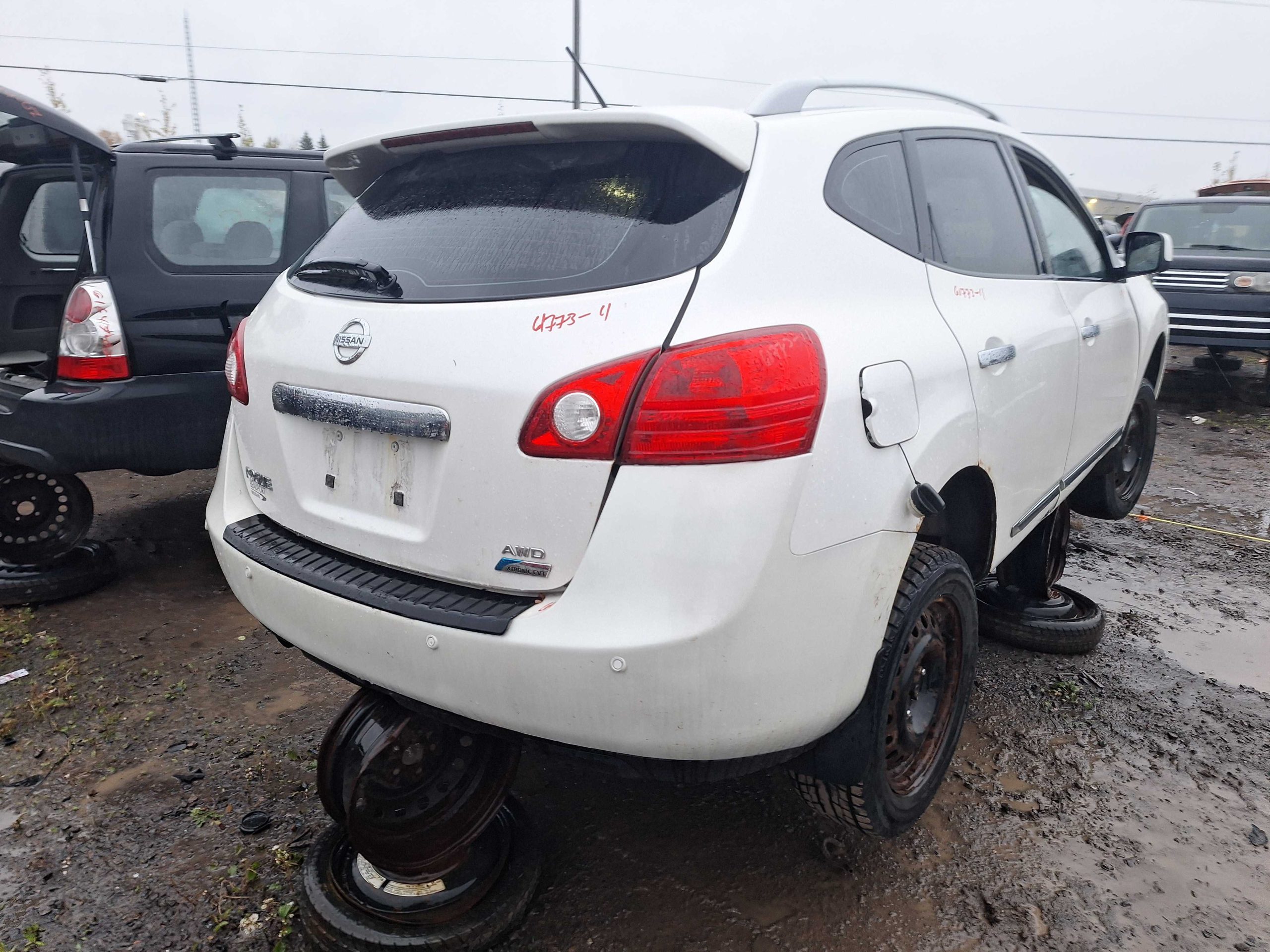 NISSAN ROGUE 2011