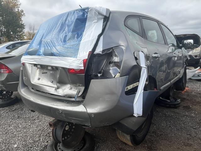 NISSAN ROGUE 2012