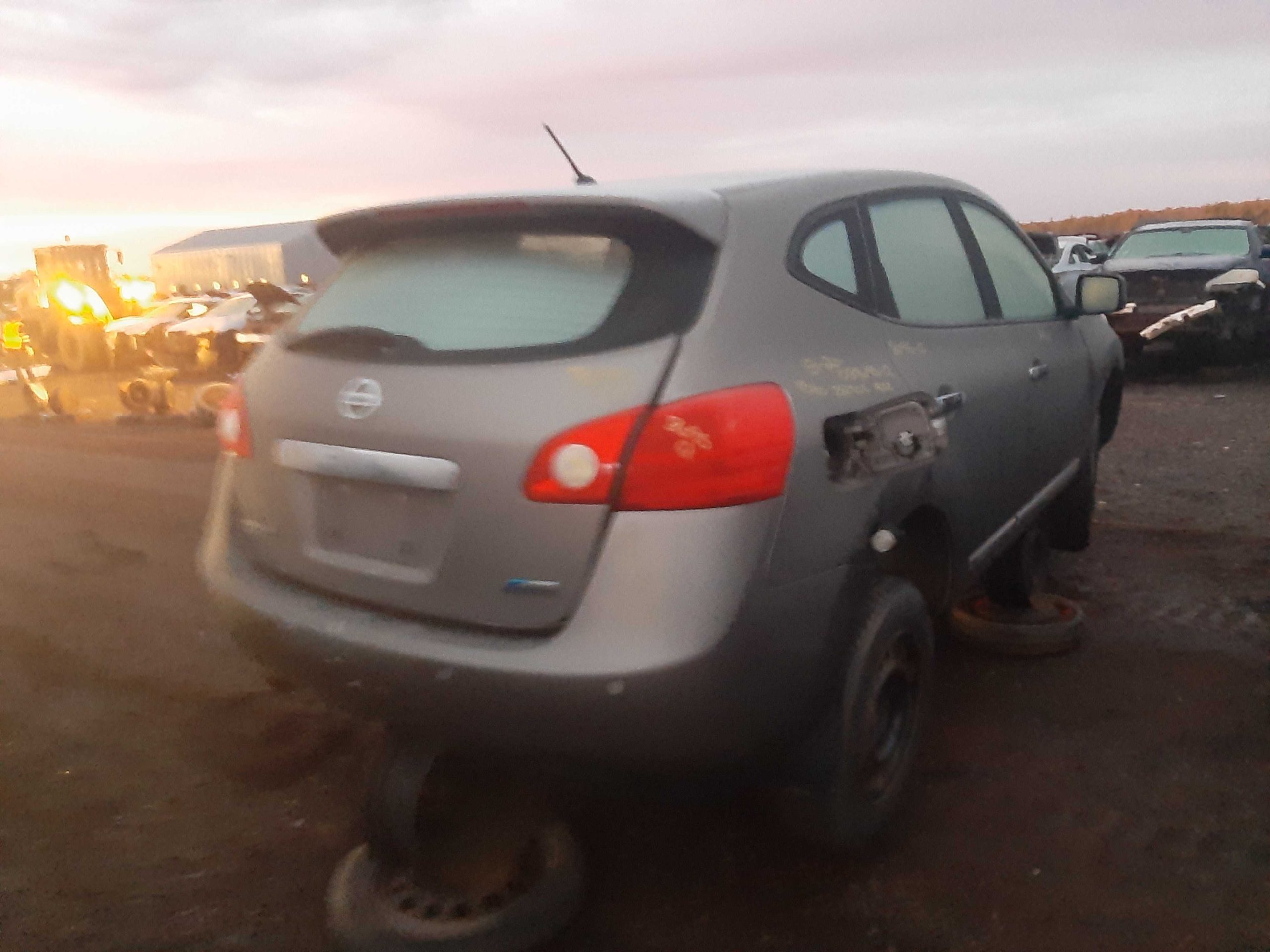 NISSAN ROGUE 2012
