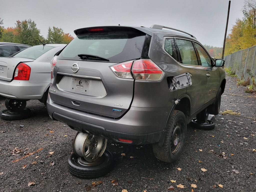 NISSAN ROGUE 2014