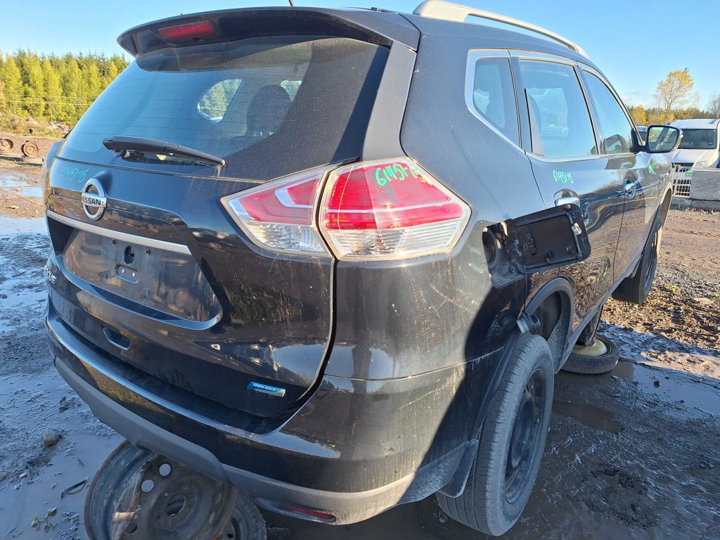 NISSAN ROGUE 2015