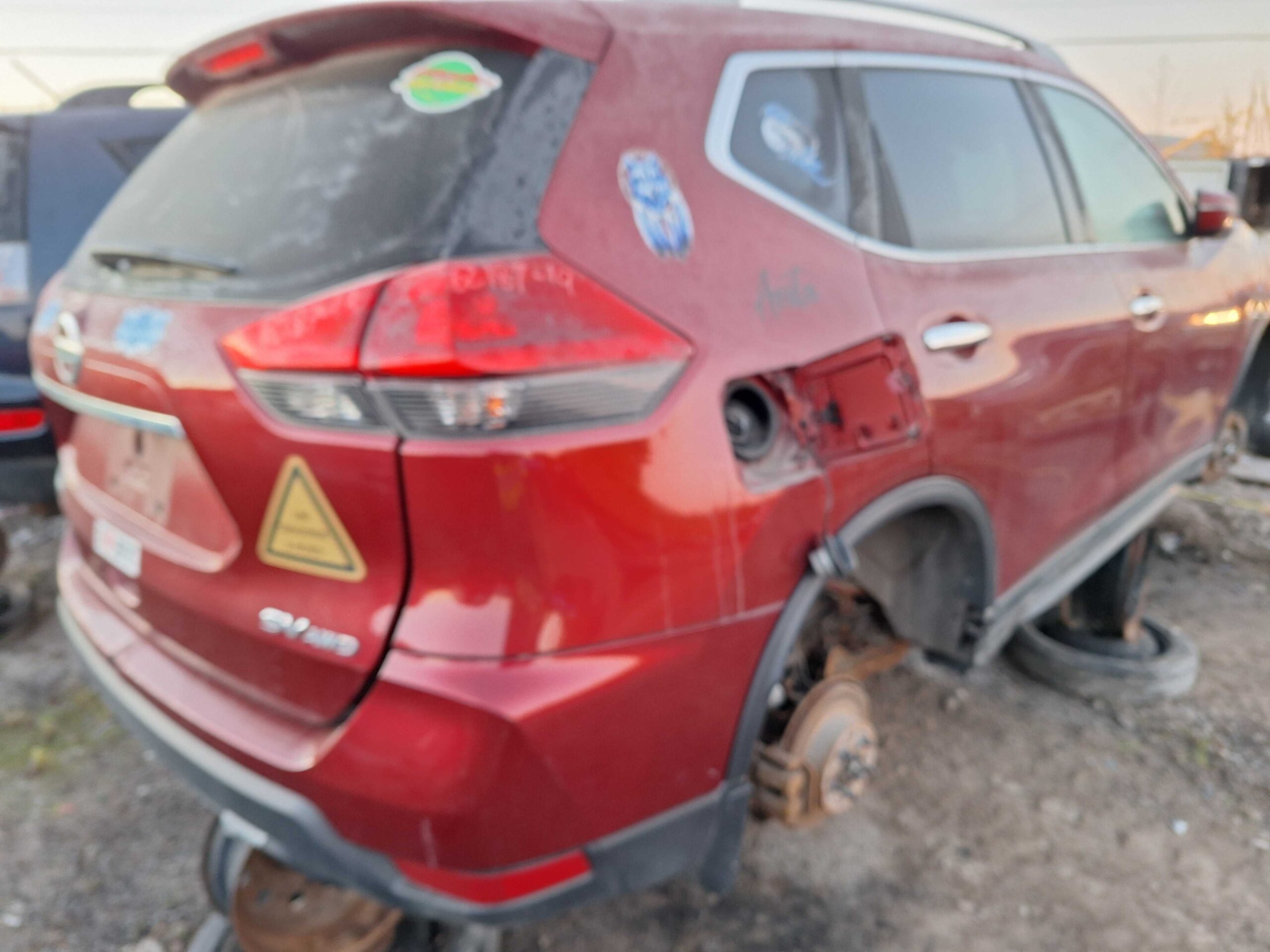 NISSAN ROGUE 2019
