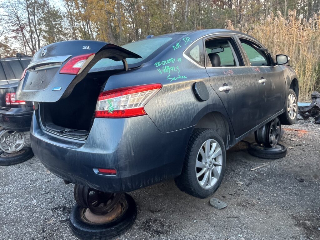 NISSAN SENTRA 2014