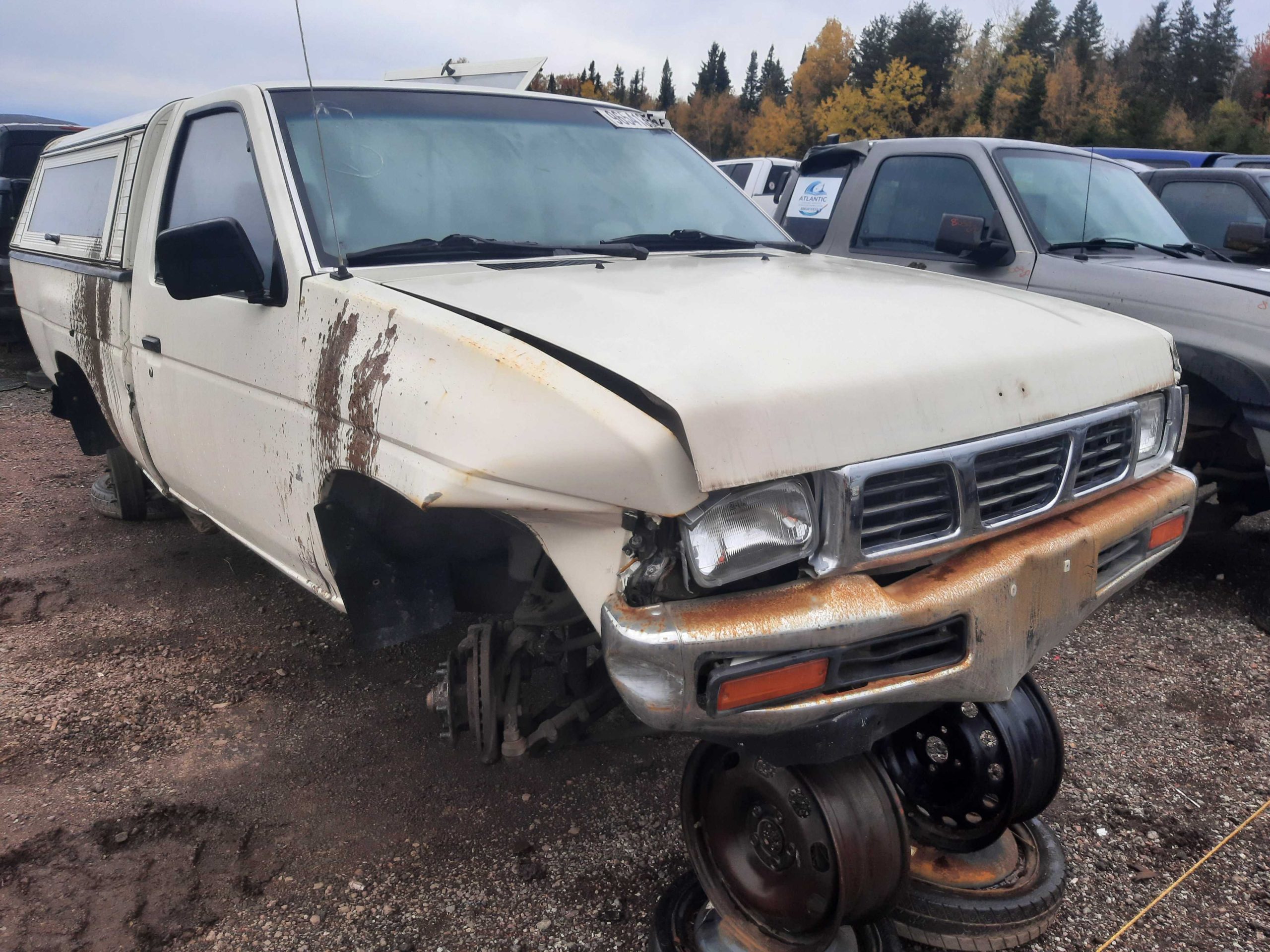 NISSAN TRUCK 1993