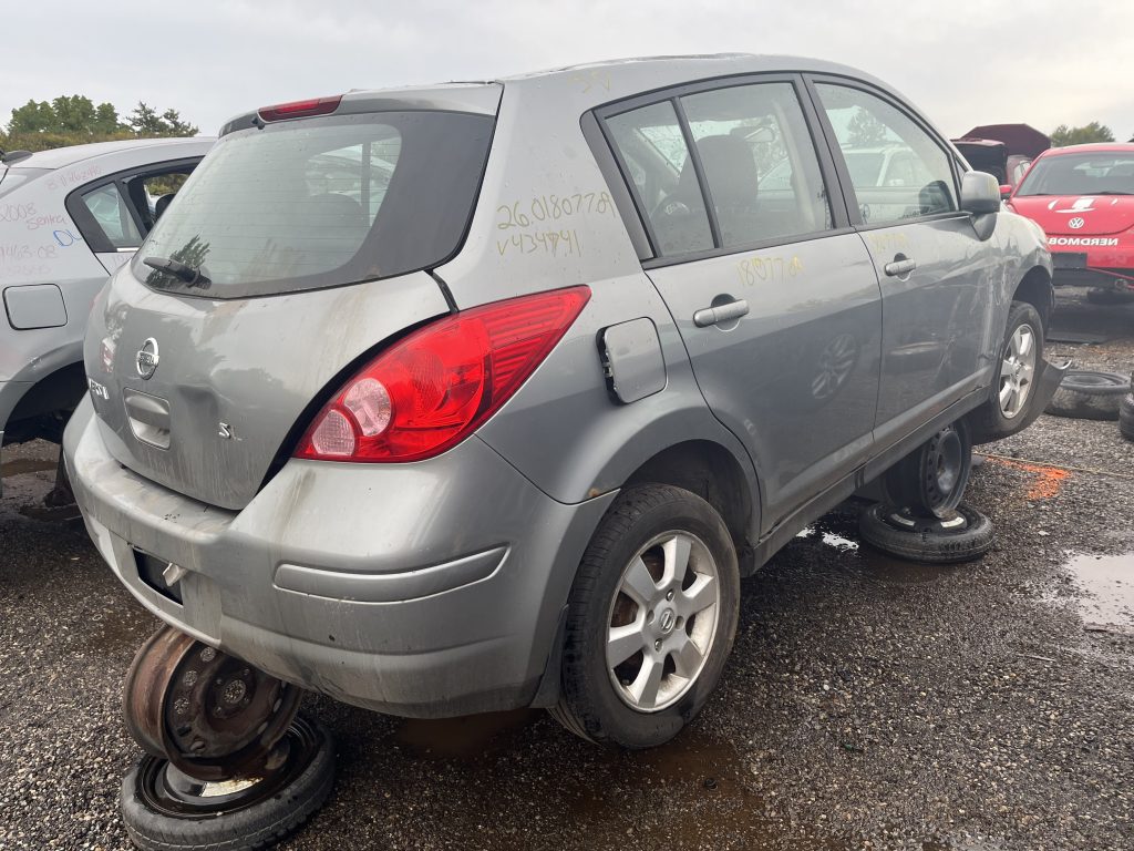 NISSAN VERSA 2009