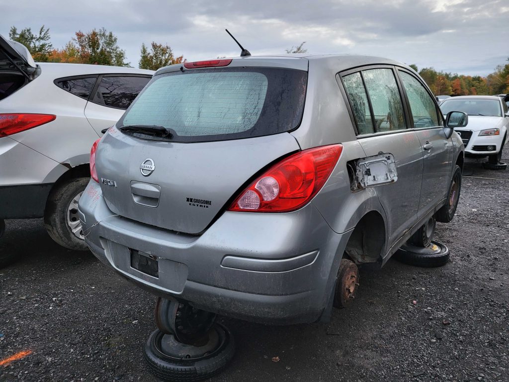 NISSAN VERSA 2009