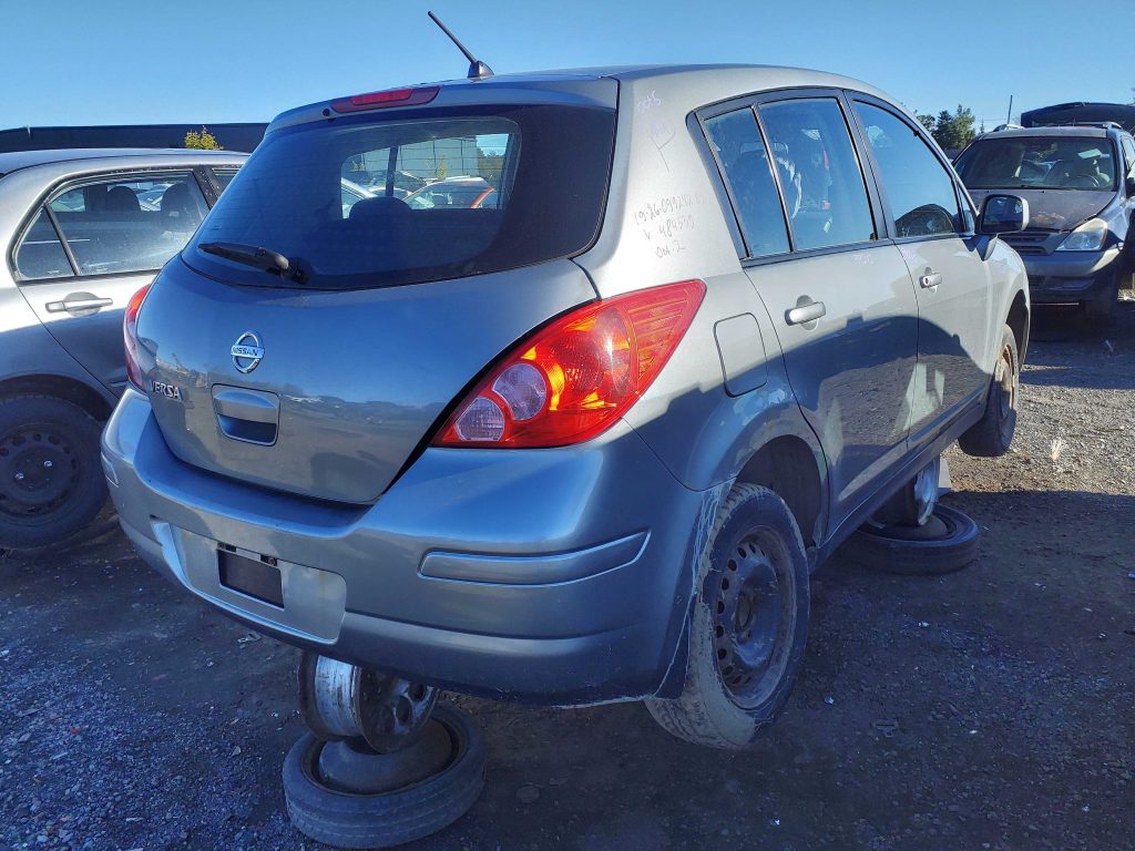 NISSAN VERSA 2009