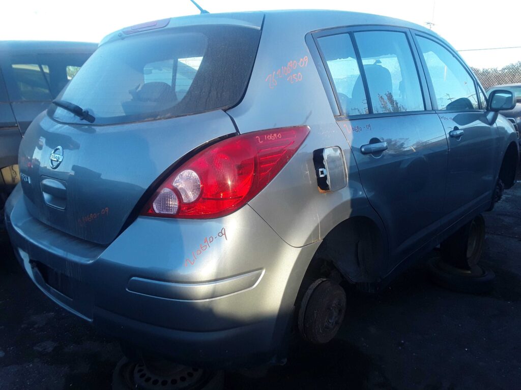 NISSAN VERSA 2009