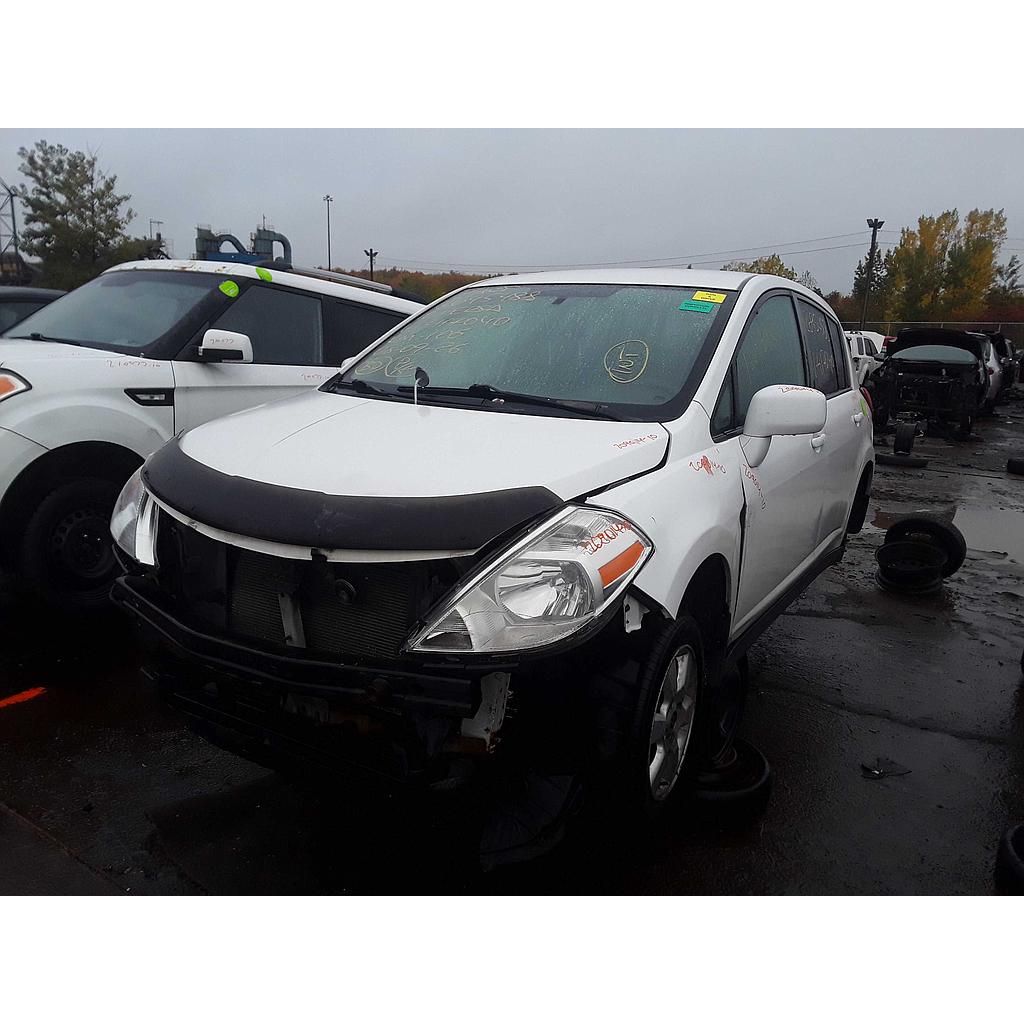 NISSAN VERSA 2010