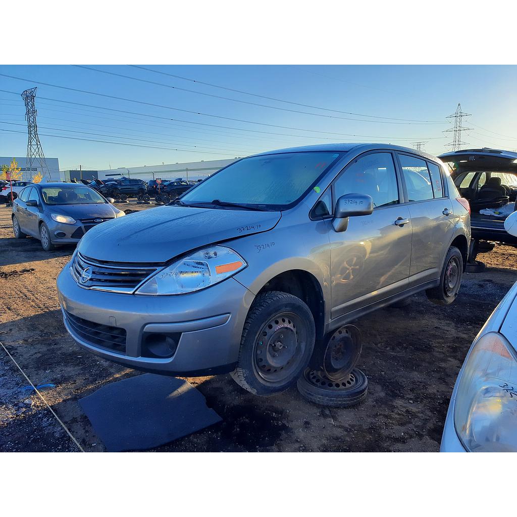 NISSAN VERSA 2010