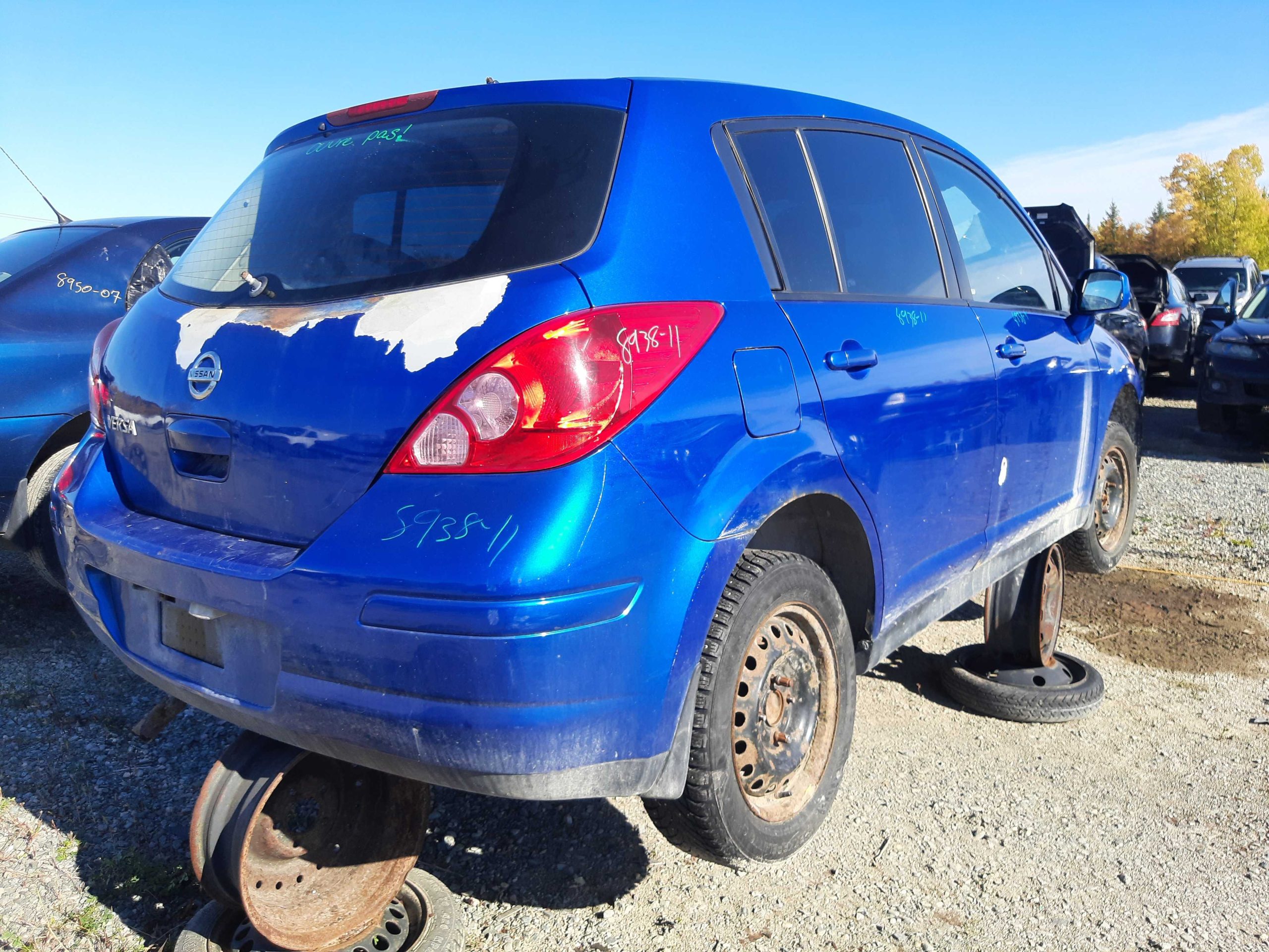 NISSAN VERSA 2011