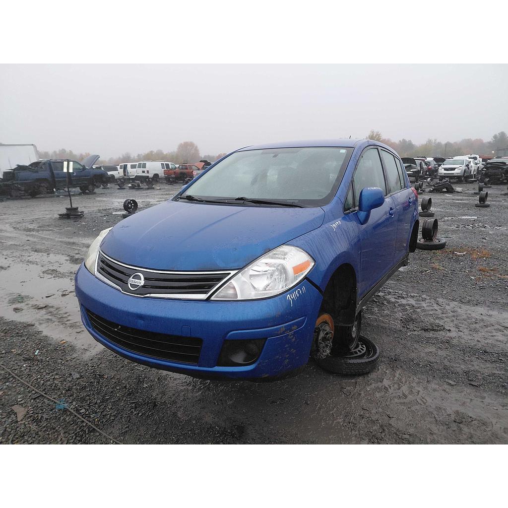 NISSAN VERSA 2011