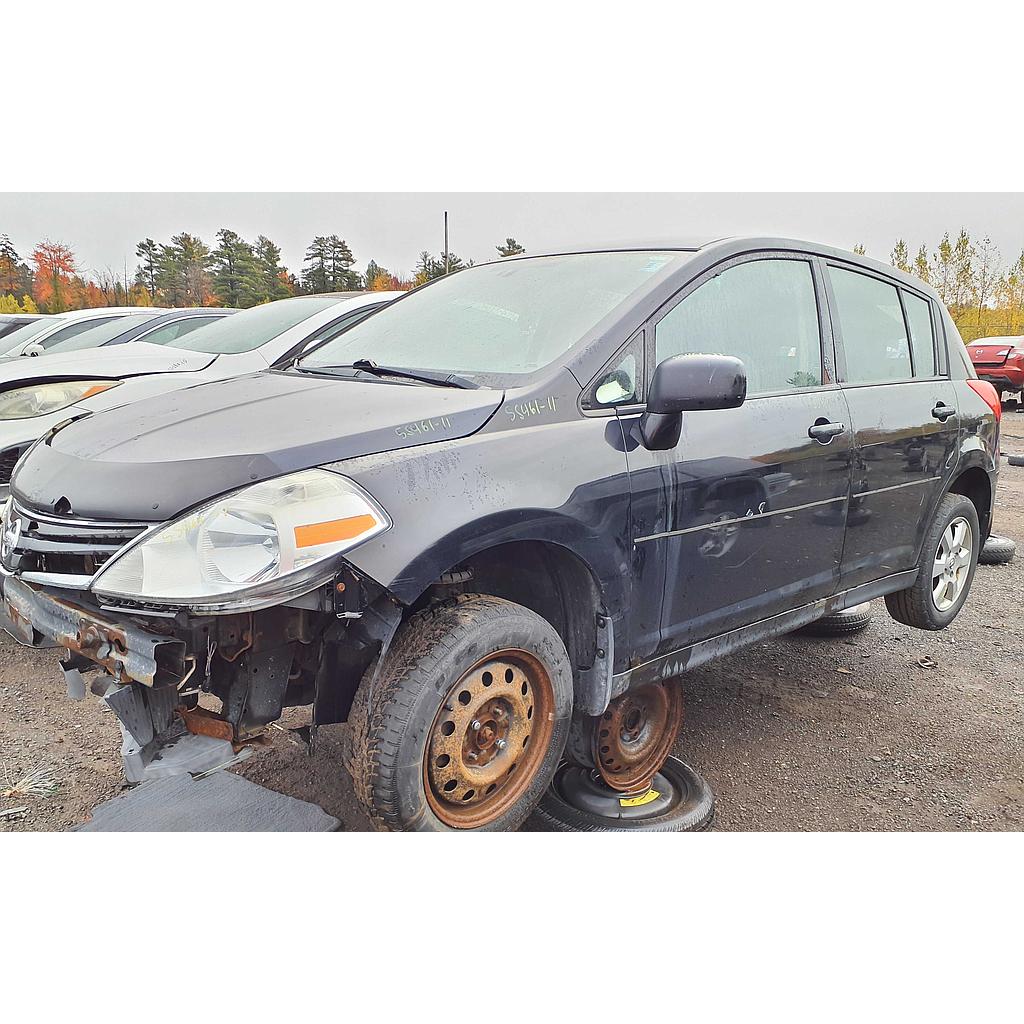 NISSAN VERSA 2011