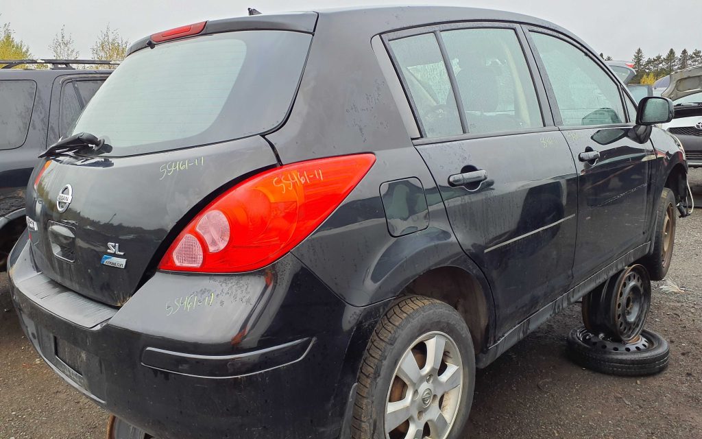 NISSAN VERSA 2011